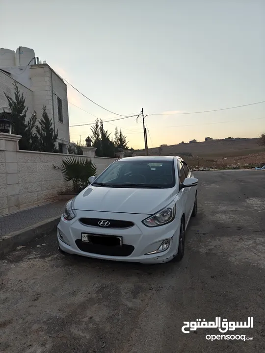 هونداي اكسنت 2018 فل اضافات ما عدا الفتحة 4 جيد