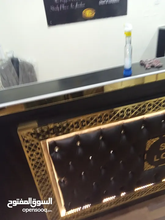 ابو احمد للنجاره والديكور وصيانة العامه غرف نوم وأبواب أو الاتصال بنا