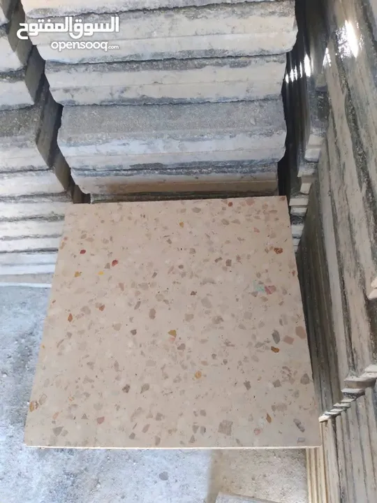 يوجد بلاط موزايكو يوجد بلاط رصيف 30×30 يوجد كندرين