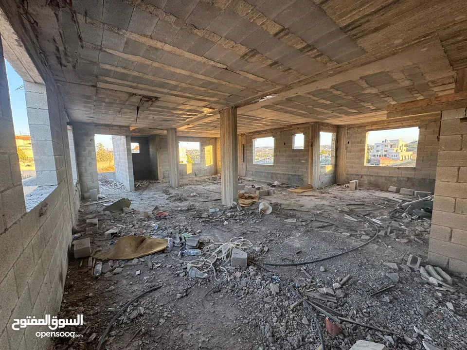 شقة عظم للبيع في الجابريات بناء جديد