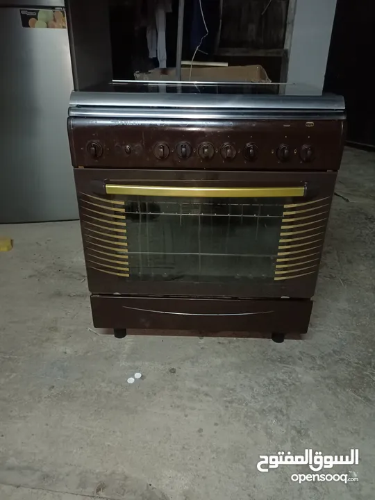 cooking range for sale very good condition and very good working Al Khoud souq