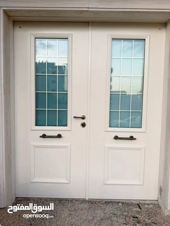 . أبواب ذات جودة عالية تواصل معنا