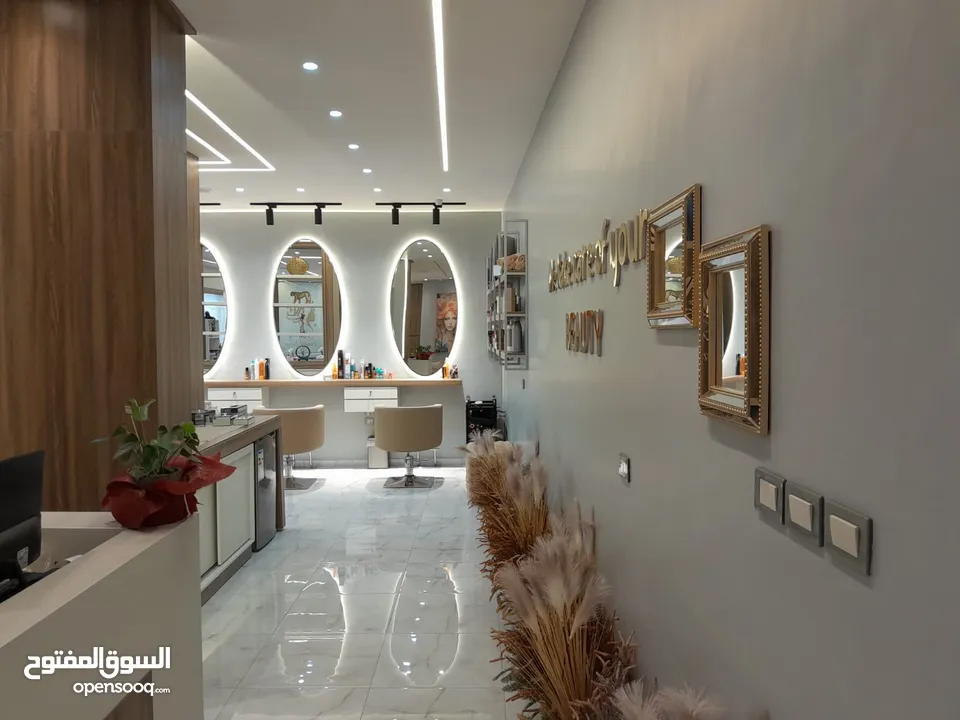 صالون للبيع او للضمان منطقة خلدا (دوار خلدا)