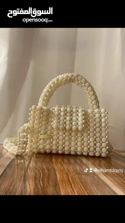 شناتي خرز معمولة يدويا من خرز الكرستال وخرز حبيبات التوت واللؤلؤ