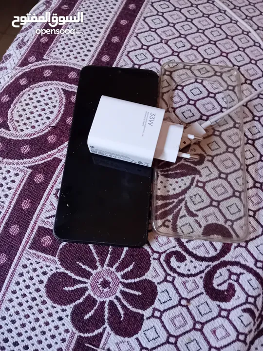 شاومي للبيع بحالة ممتازة استعمال 6شهور