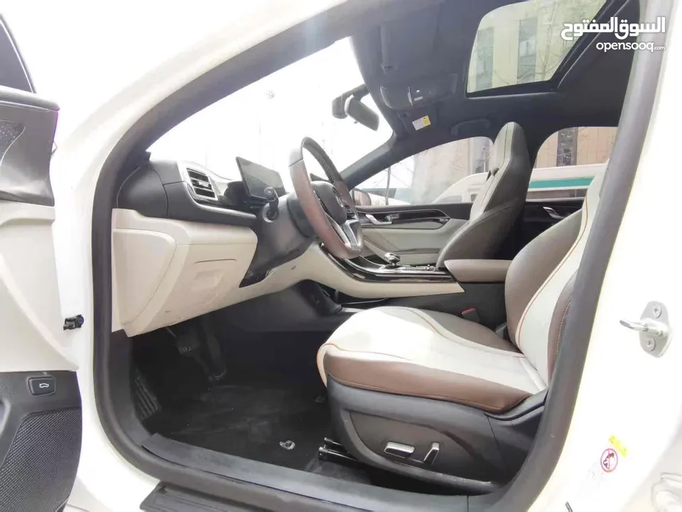 QIN PLUS EV 2022/2023 فل اضافات مع فتحة