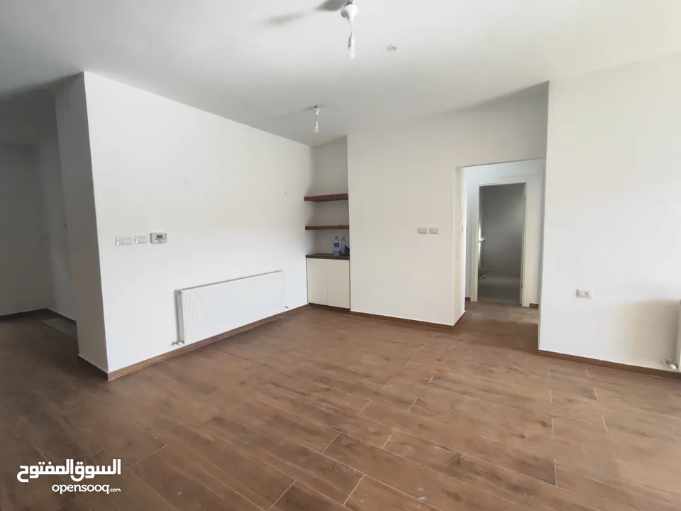 شقة قيد الفرش للإيجار – عين منجد  إسكان المهندسين