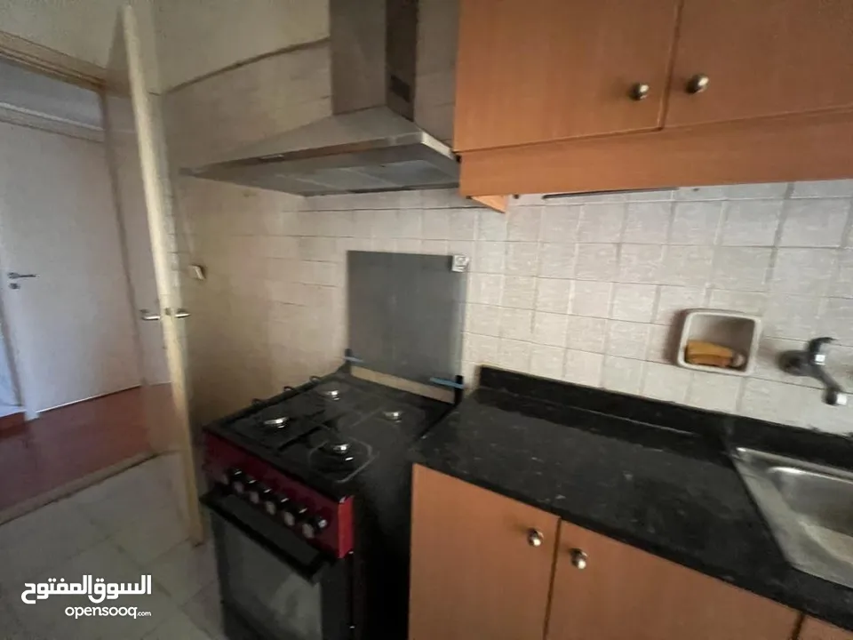 180 sqm 2 rooms apartment en Martakla for rent