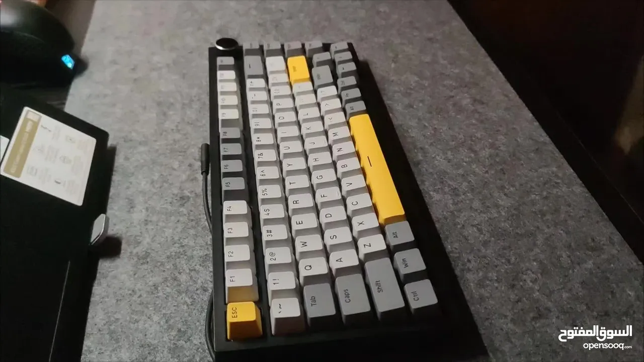 للبيع كيبورد AJAZZ AK820 بحالة ممتازة