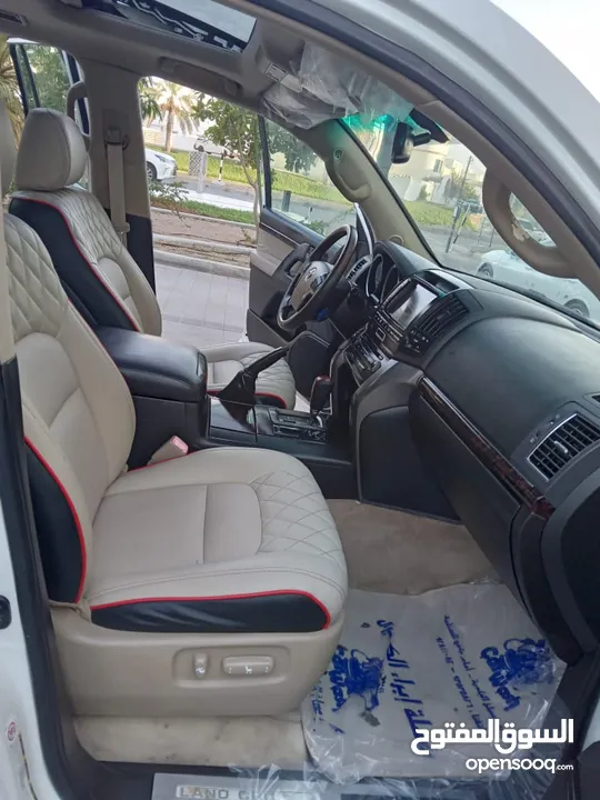 لاندكروزرV8 خليجي وكالة عمان نظيف ماشي 341 تواصل مع صاحب السياره