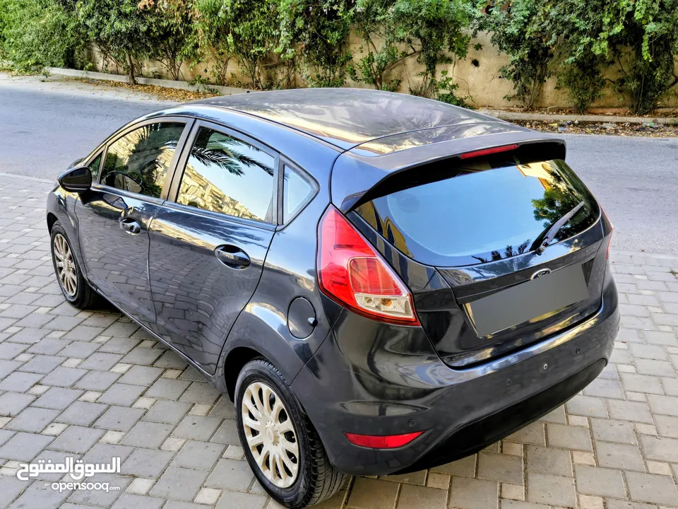 فورد فييستا البودي الجديد سيارة ممتازة جداً