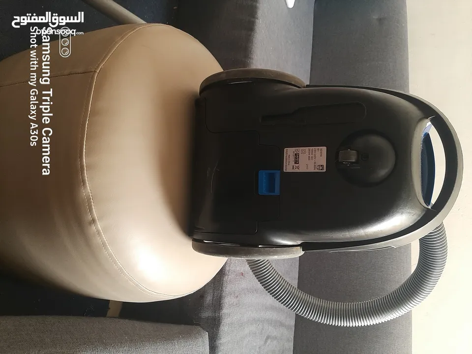 مكنسة فيليبس الكهربائية مع كيس وبقوة 2000 واط وسعة 3 لتر سلسلة 3000 Philips Bagged Vacuum Cleaner