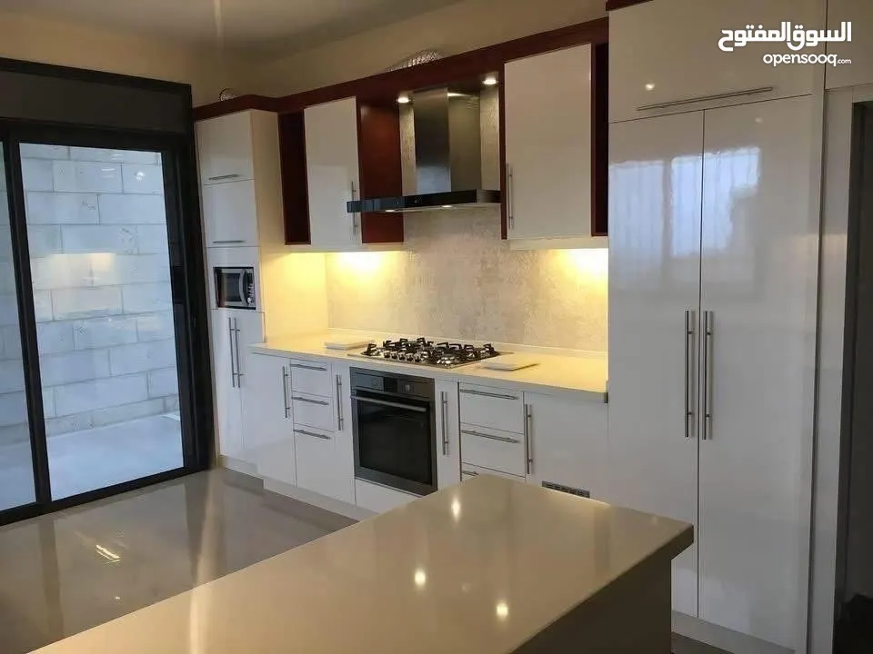 شقه مفروشه للايجار في عين منجد