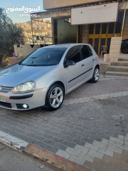 جولف MK5 2005 السياره شركة  سعر حرق في مجال 32
