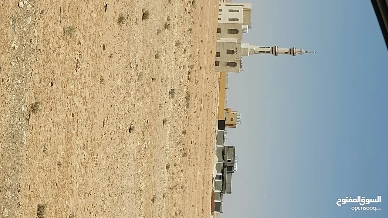 فرصة العمر..للإستثمار في أراضي قرب المدينه الرياضيه والمدينه الجديده