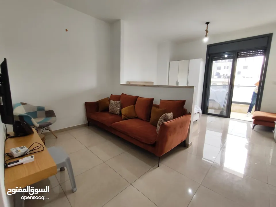 استوديو مفروش للإيجار – رام الله التحتا