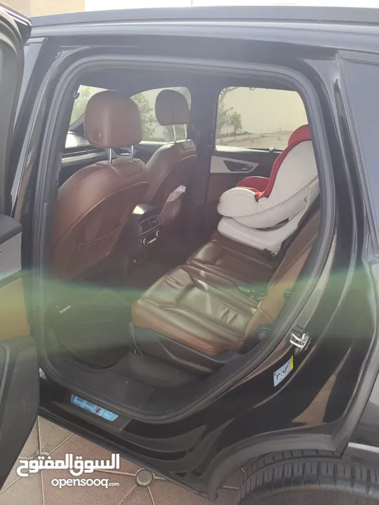 "Well maintained audi Q7 for sale - Like new!"