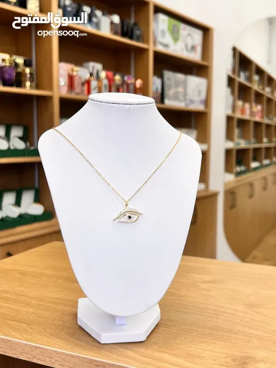 مجموعة جديدة وعصرية من الاكسسوارات  مع كفالة