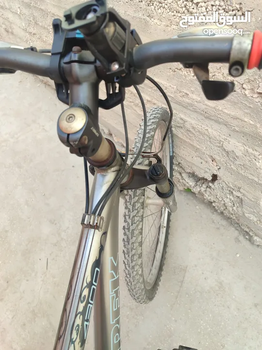 دراجات هوائيه بحالة ممتازه