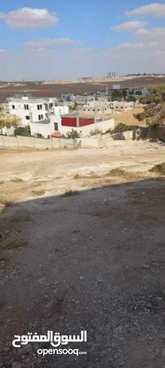 ارض للبيع