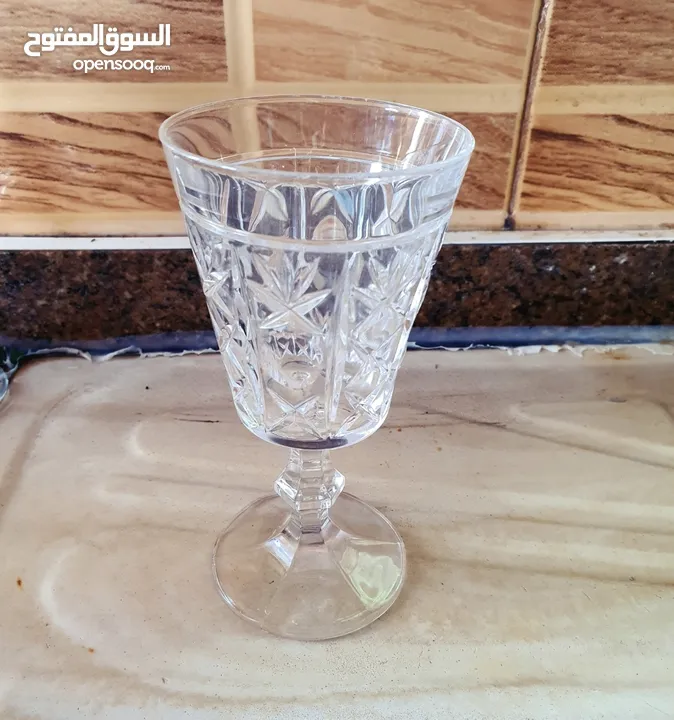 كاسات كرستال زجاج البوهيمي أو الكريستال البوهيمي هو زجاج شهير يتميز بجودته العالية وحرفيته