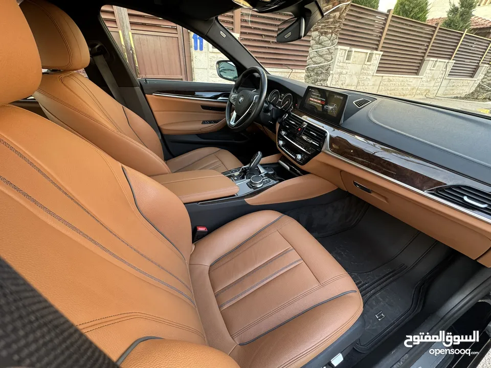 BMW 530e Fully loaded 7 Jayed  Bought from dealership    Abu Khader Automotive  60,000km only