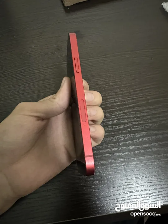 iPhone 12 وكاله عالفحص