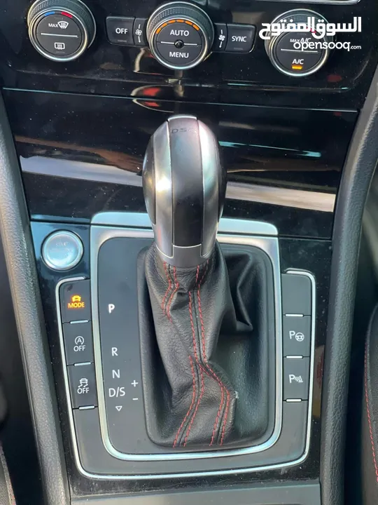 Golf gti mk7.5 للبيع كاش