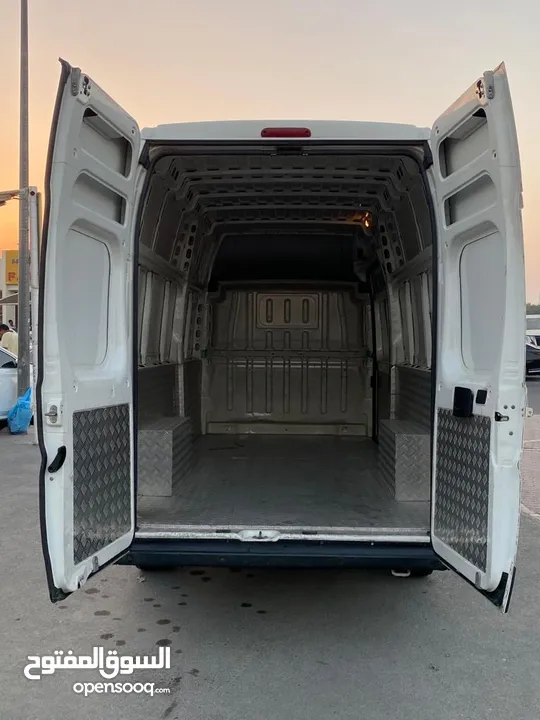 Peugeot Boxer 2021, white high roof