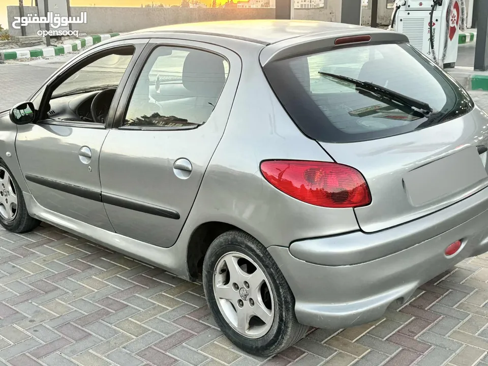 بيجو موديل 2006  206