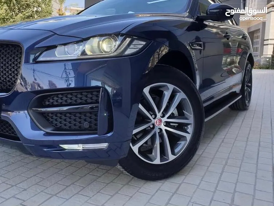 جاكور F pace