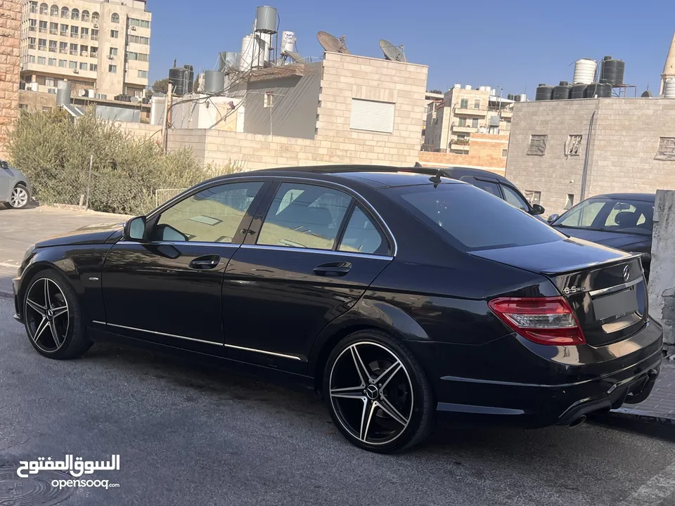 مرسيدس C300 2009