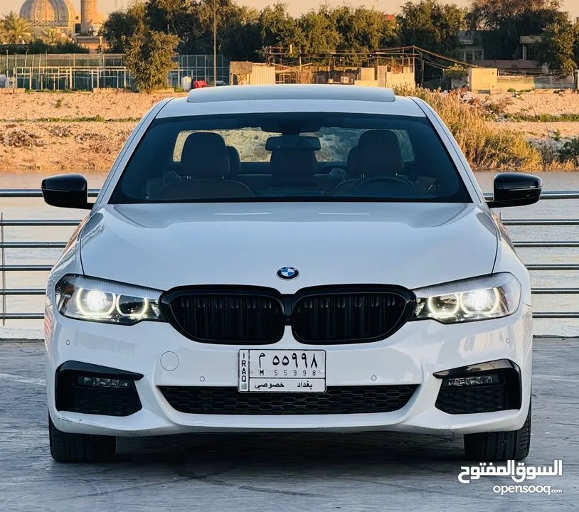 BMW 2020 530i