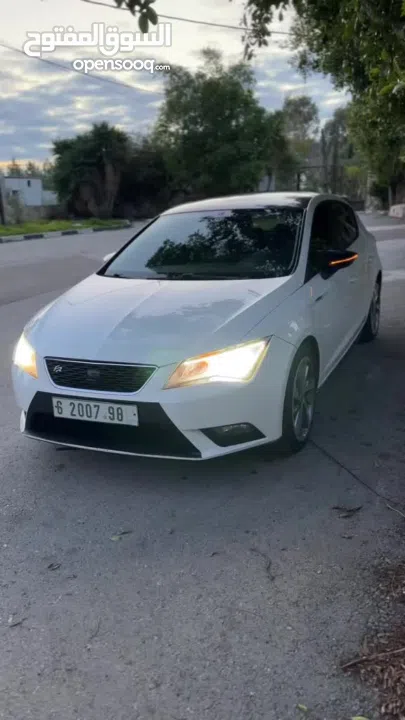 سيات ليون 2015 اوروبية الجيل الثالث 5F / مميزة جدا سبورت واقتصادية / جنين