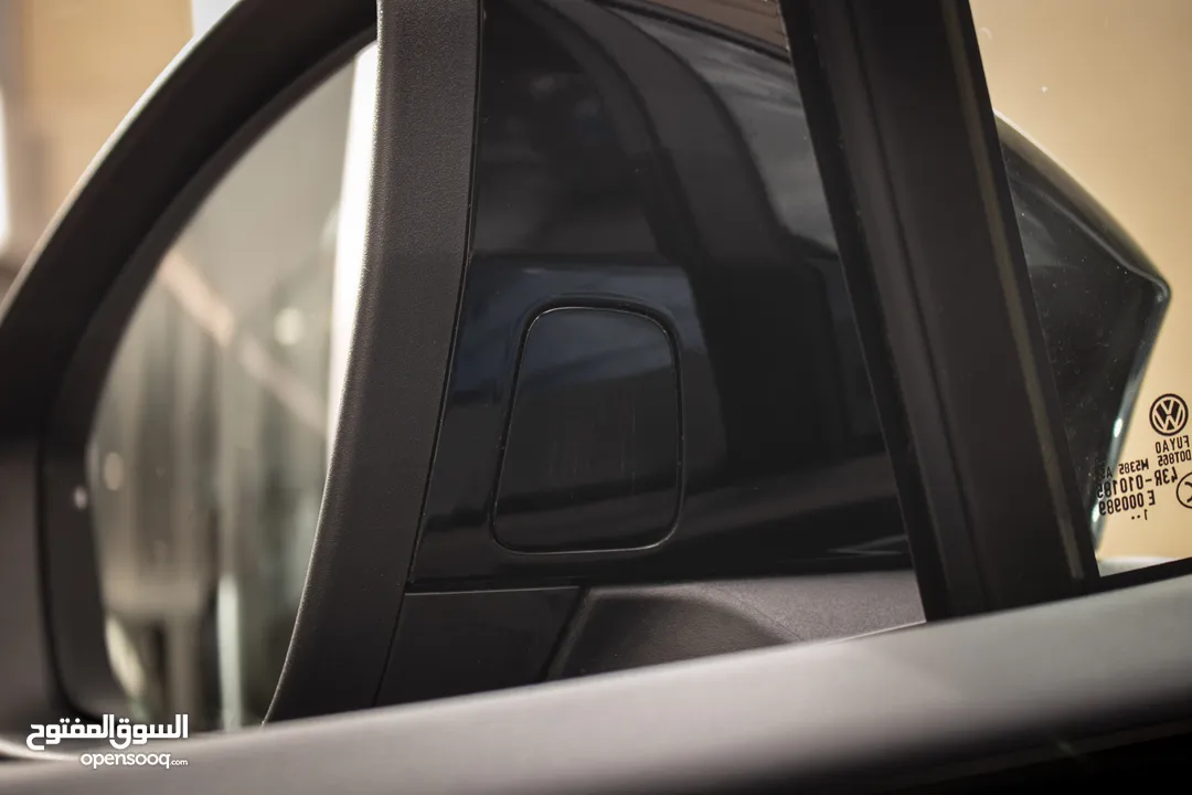 VW ID.4 CROZZ PRO 2024 PIANO BLACK