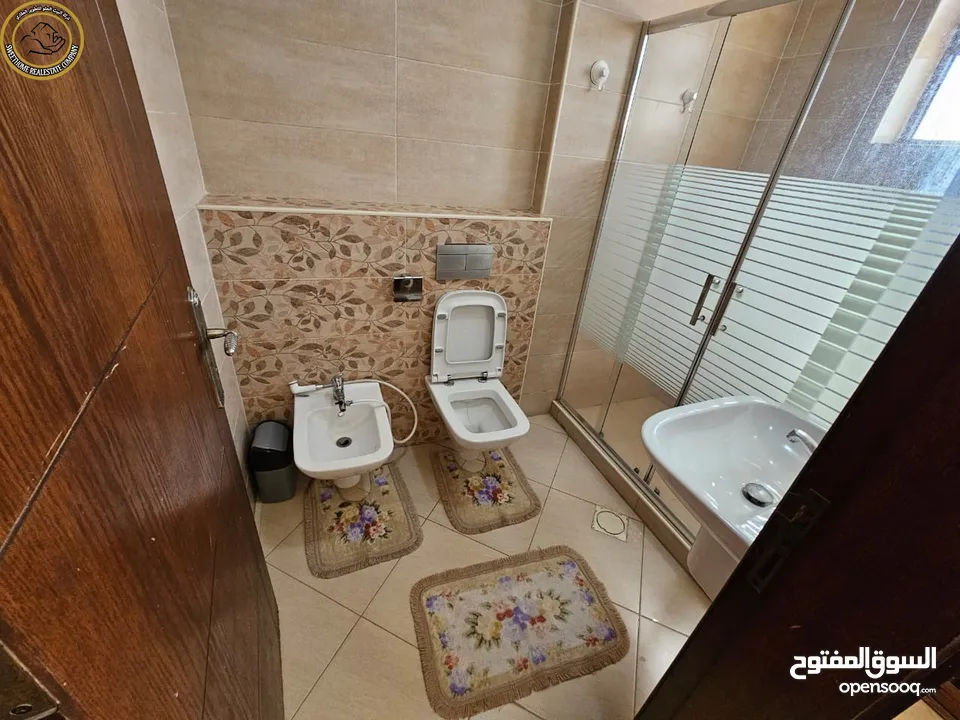 شقة مفروشة فاخرة للبيع في دير غبار  - خلف ال Olive Tree طابق ثالث 110م تشطيب سوبر ديلوكس