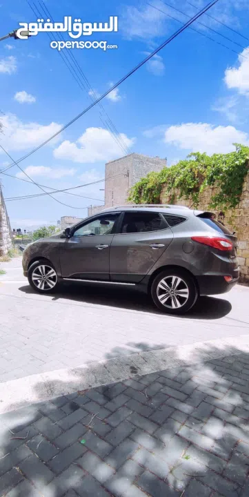 توسان 2014 للبيع