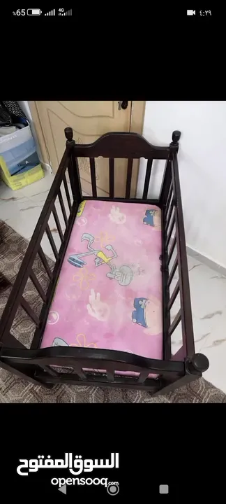 تخت بيبي بحالة جيدة الصلاة عالنبي