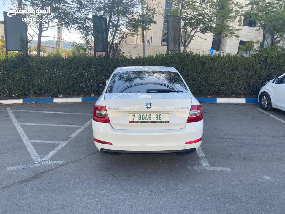 سكودا اوكتافيا