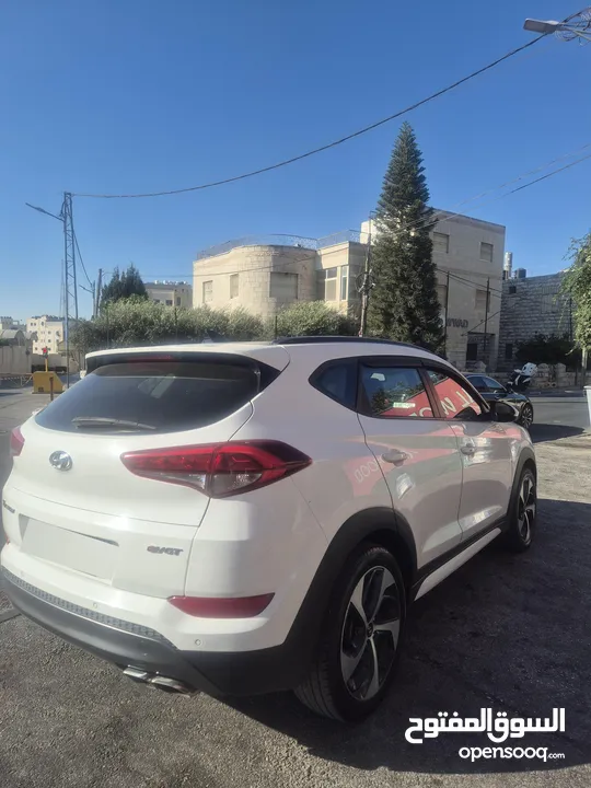 توسان 2016 ترخيص 2015