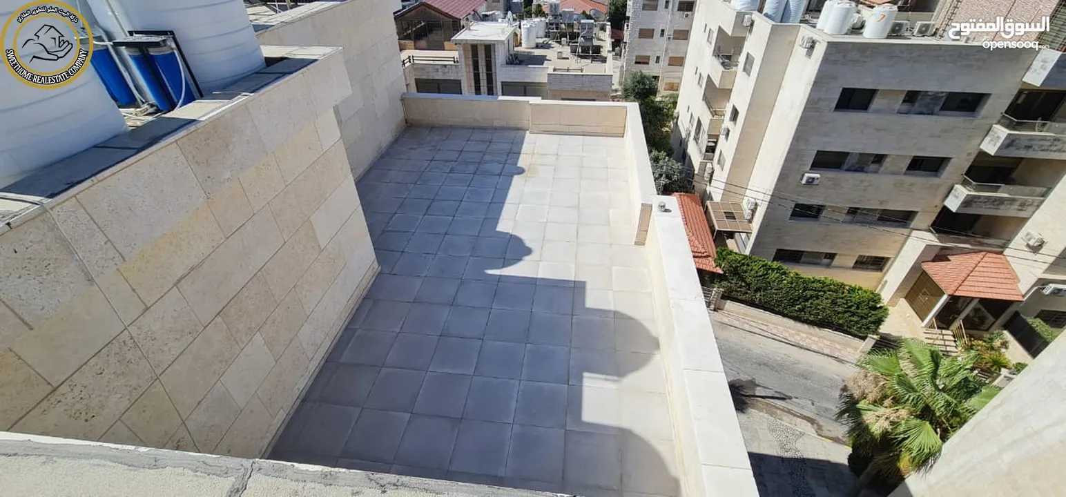 شقة فاخرة للبيع بأجمل أحياء الصويفية طابق ثالث مع روف دوبلكس 153م تشطيب سوبر ديلوكس لم تسكن