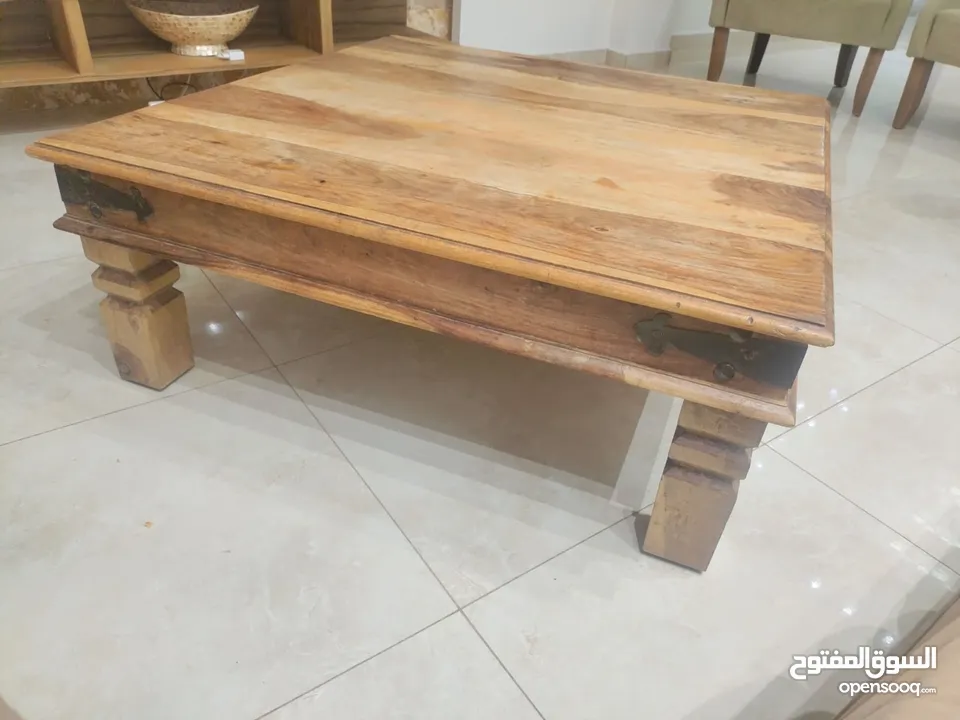 طقم كنب مستعمل بحالة جيده
