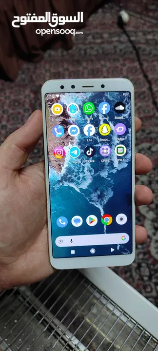 3 اجهزة للبيع بسعر ممتاز  Galaxy a22 Mi A2  LG nexus