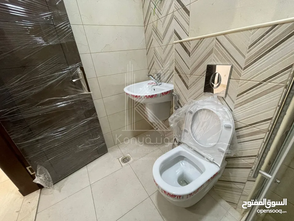 مبنى استثماري سكنية للبيع في الجبيهة