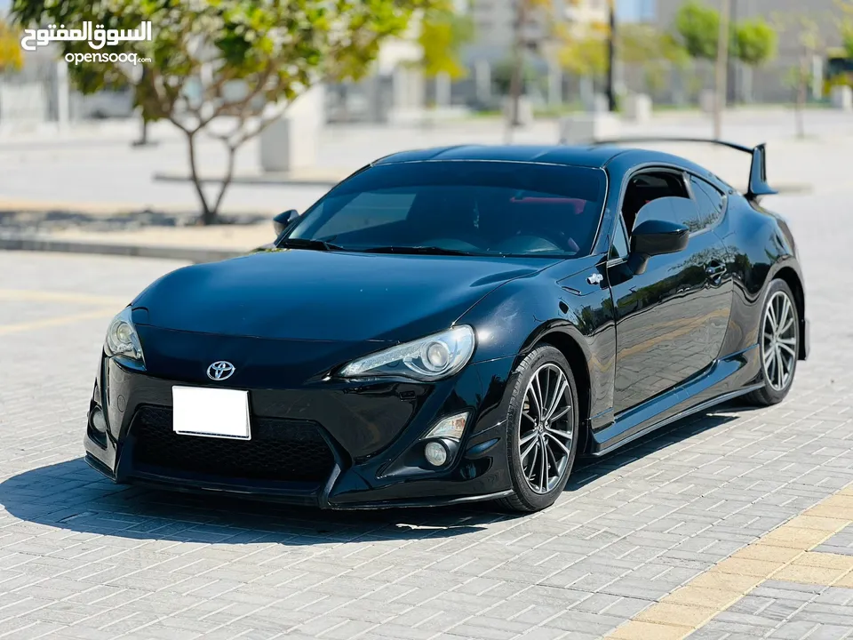 TOYOTA 86 HIGH 2013 MODEL FOR SALE