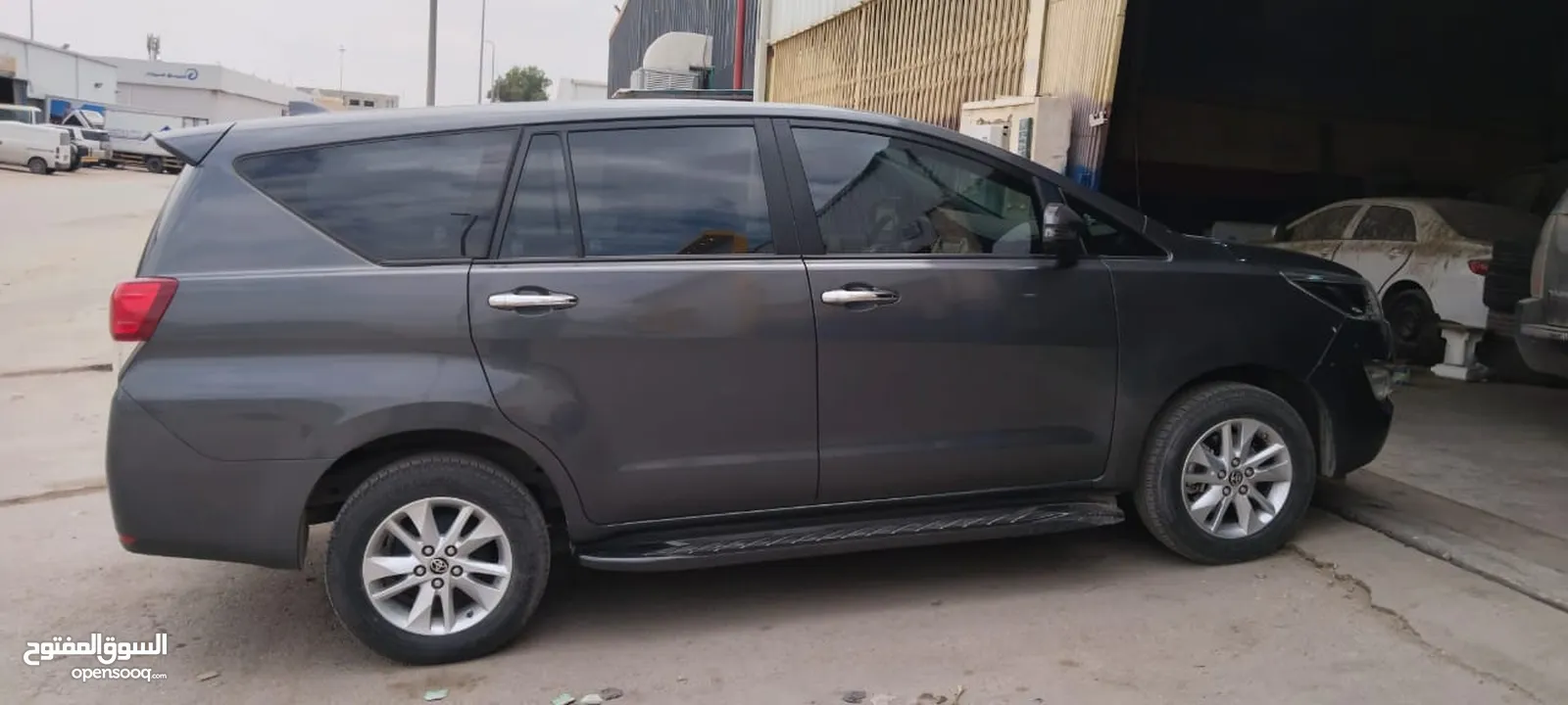 Toyota Innova - 2023, Grey