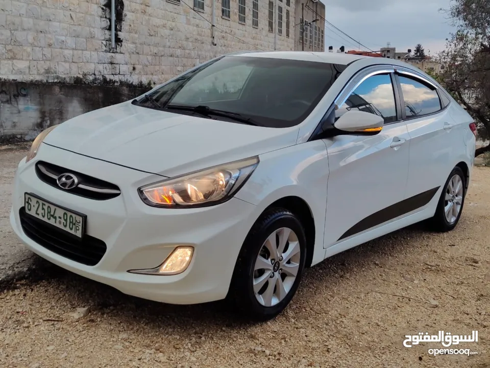 هونداي أكسنت 2015