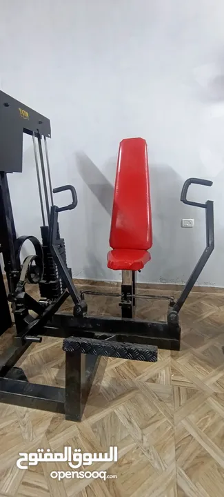 نادي كامل للبيع