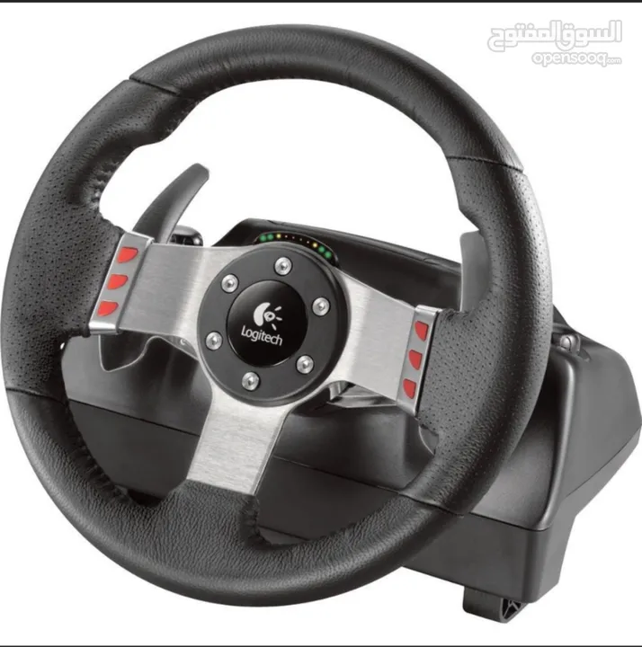 الموديل:Logitech G27 المحتويات:دركسون/3 دعسات/جير الحالة:نظيف جدًا يدعم PS3 والاجهزه الأحدث و PC
