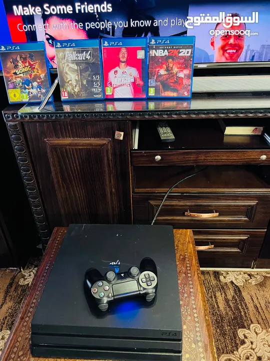 Playstation 4 Pro  بلاستيشن 4 برو